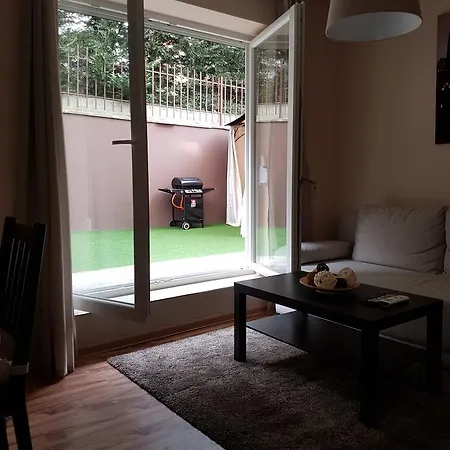 Cozy Garden View *